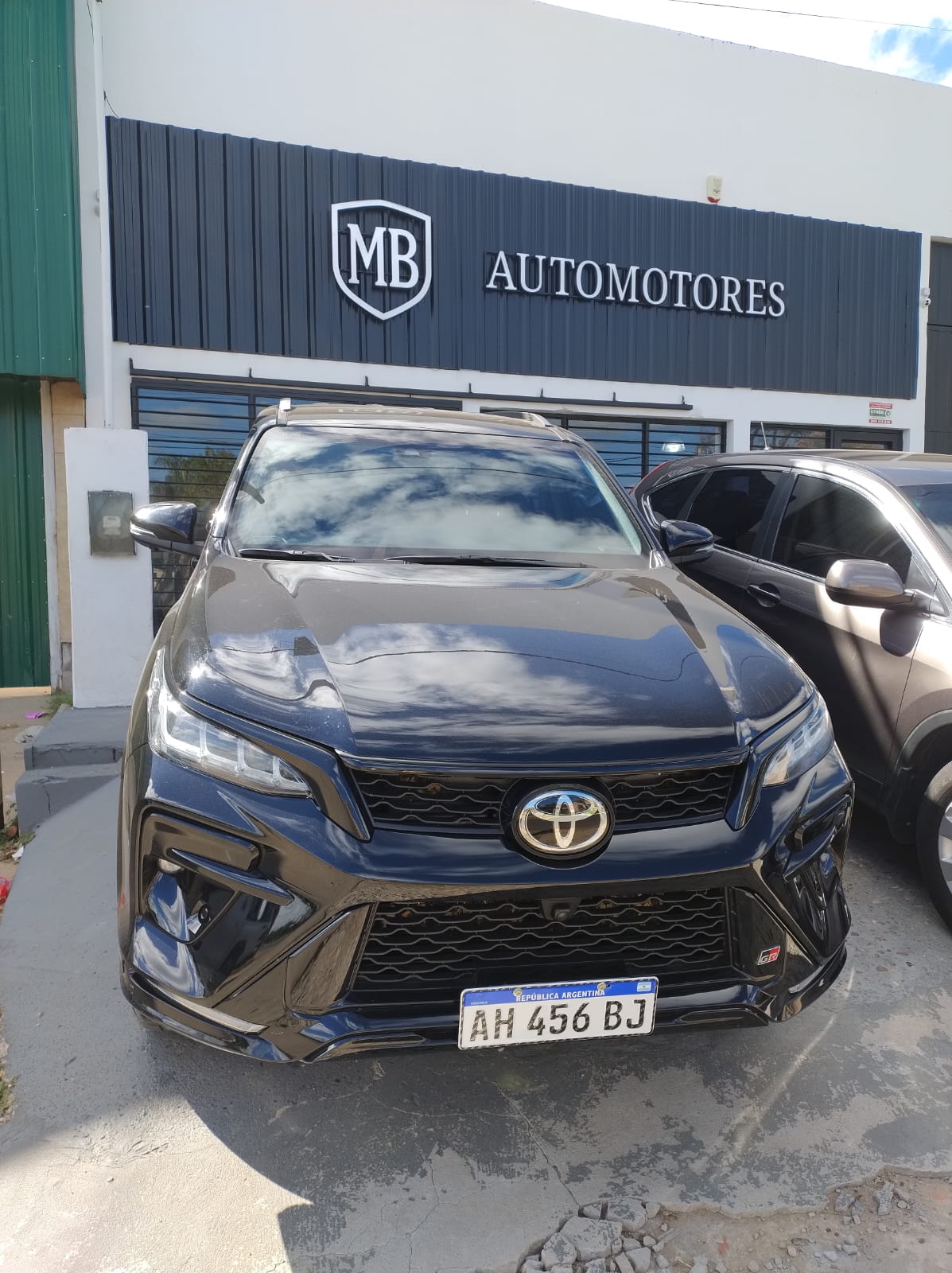 TOYOTA SW4 GR 4x4 7 AS AT