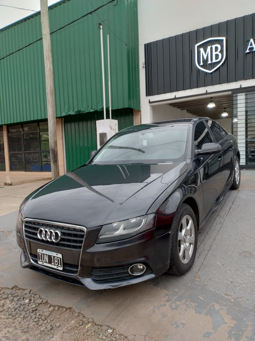 AUDI A4 2.0 TDI